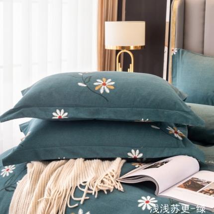 91家纺网 家纺一手货源 找家纺 晶缦家纺 2023新款风尚系全棉生态磨毛多规格单品枕套 浅浅苏更-绿