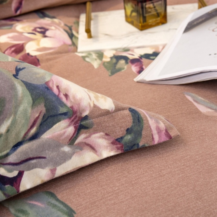 91家纺网 家纺一手货源 找家纺 晶缦家纺 2023新款风尚系全棉生态磨毛多规格单品枕套 浣溪沙-豆沙