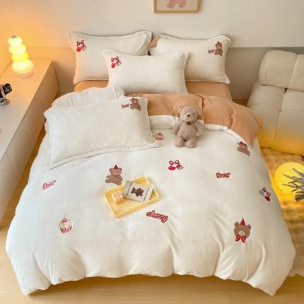 91家纺网 家纺一手货源 找家纺 （总）包小包 23直播新款秋冬高克重刺绣牛奶绒四件套小熊系列提供买家秀