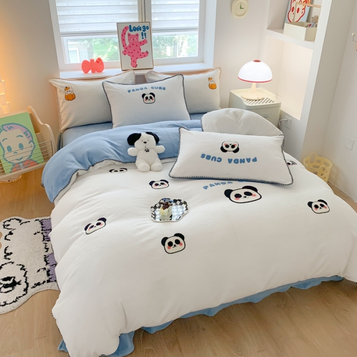 91家纺网 家纺一手货源 找家纺 （总）蜜柚 2024新款直播电商爆款卡通高克重牛奶绒贝壳边毛巾绣四件套