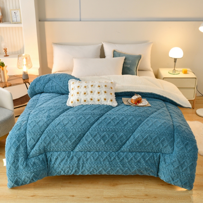 91家纺网 家纺一手货源 找家纺 梦初语 2023新款塔芙绒被子 藏蓝