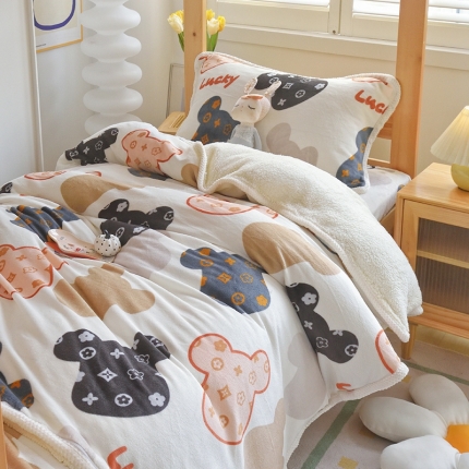 91家纺网 家纺一手货源 找家纺 多乐家纺 2023年新款牛奶绒羊羔绒学生三件套被套枕套四件套床单床笠