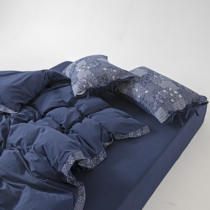 91家纺网 家纺一手货源 找家纺 安莱生活 2023新款简约花妍缤纷拼边四件套-风格二 缤纷花妍拼边款-藏青