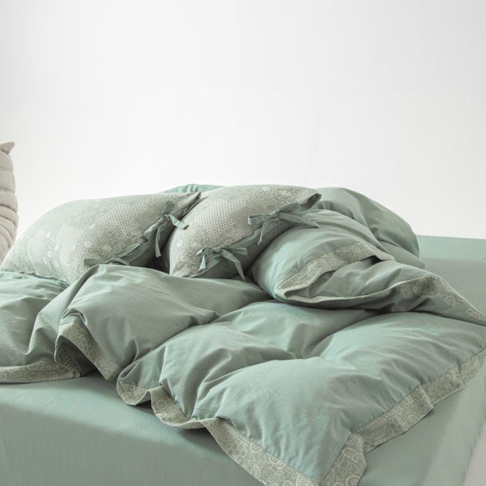 91家纺网 家纺一手货源 找家纺 安莱生活 2023新款简约花妍缤纷拼边四件套-风格二 缤纷花妍拼边款-灰绿