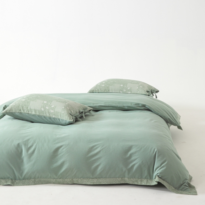 91家纺网 家纺一手货源 找家纺 安莱生活 2023新款简约花妍缤纷拼边四件套-风格二 缤纷花妍拼边款-灰绿