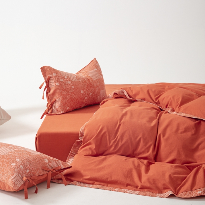 91家纺网 家纺一手货源 找家纺 安莱生活 2023新款简约花妍缤纷拼边四件套-风格二 缤纷花妍拼边款-橘红