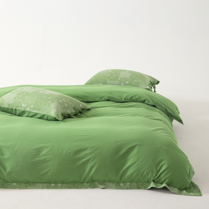 91家纺网 家纺一手货源 找家纺 安莱生活 2023新款简约花妍缤纷拼边四件套-风格二 缤纷花妍拼边款-嫩绿