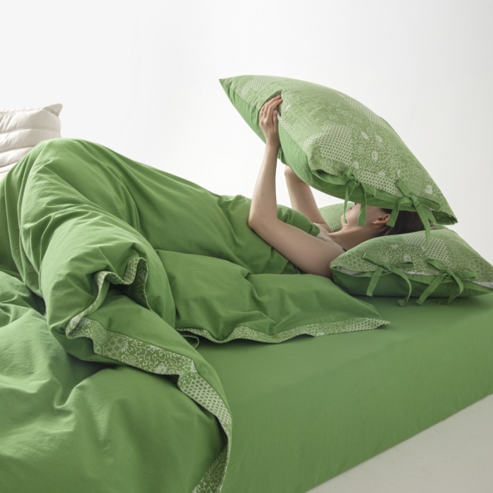 91家纺网 家纺一手货源 找家纺 安莱生活 2023新款简约花妍缤纷拼边四件套-风格二 缤纷花妍拼边款-嫩绿