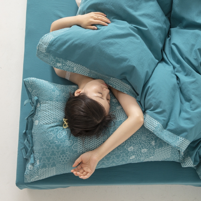 91家纺网 家纺一手货源 找家纺 安莱生活 2023新款简约花妍缤纷拼边四件套-风格二 缤纷花妍拼边款-乌兰