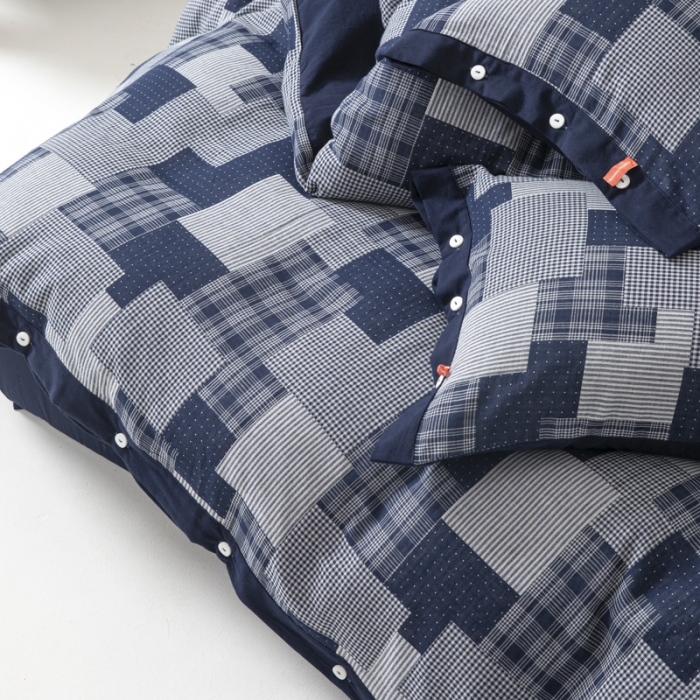 91家纺网 家纺一手货源 找家纺 安莱生活 2023新款拼布田园纽扣款四件套 拼布田园纽扣款-藏青