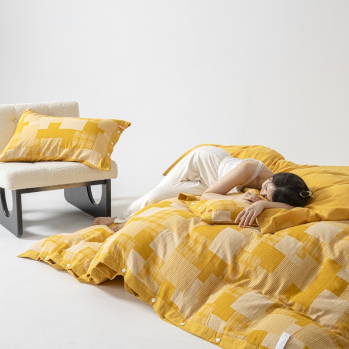 91家纺网 家纺一手货源 找家纺 安莱生活 2023新款拼布田园纽扣款四件套 拼布田园纽扣款-姜黄