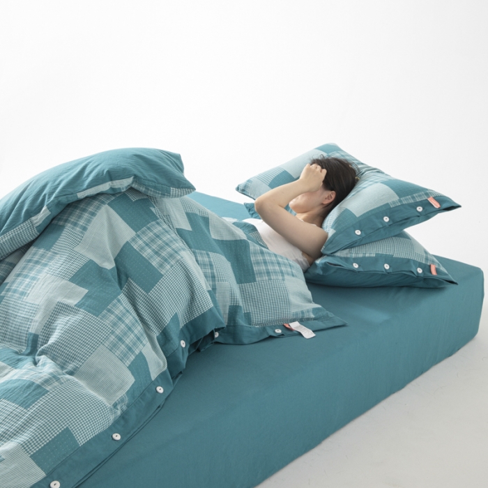 91家纺网 家纺一手货源 找家纺 安莱生活 2023新款拼布田园纽扣款四件套 拼布田园纽扣款-乌兰