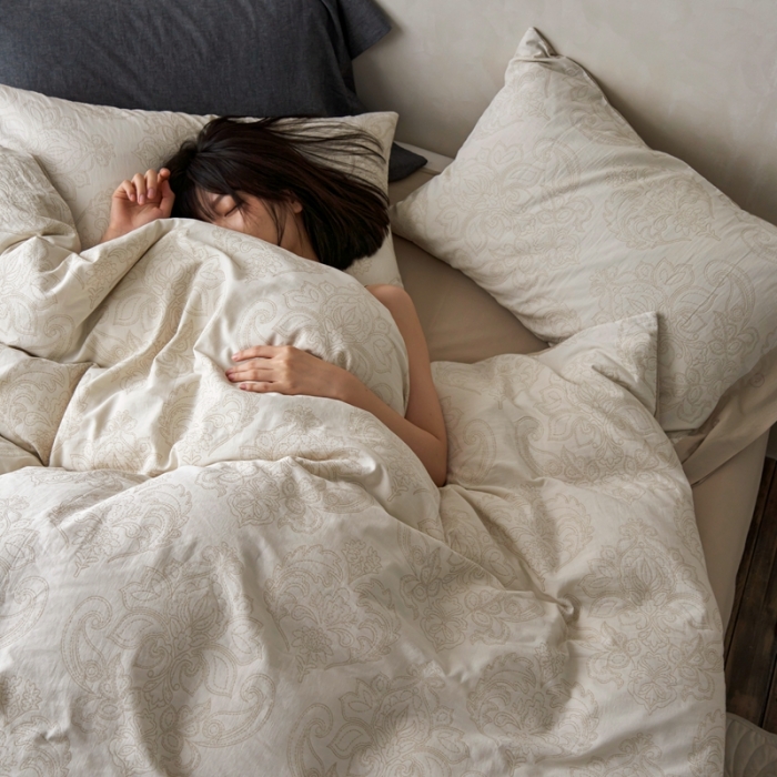 91家纺网 家纺一手货源 找家纺 （总）安莱生活 2023新款双层纱大提花纽扣款波拿系列工艺款四件套