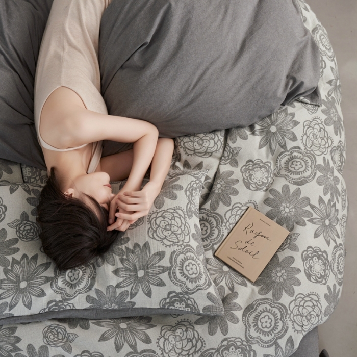 91家纺网 家纺一手货源 找家纺 安莱生活 2023新款双层纱百花争妍四件套 百花争妍-深灰