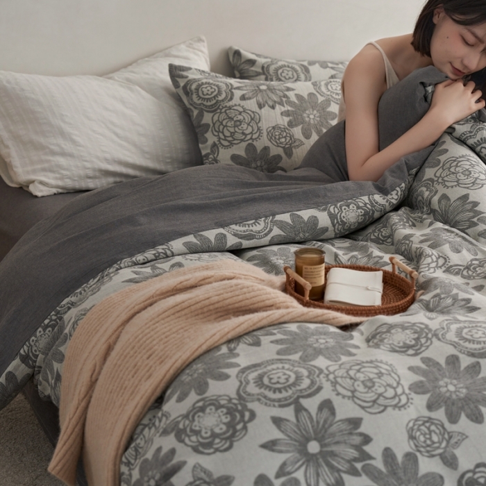 91家纺网 家纺一手货源 找家纺 安莱生活 2023新款双层纱百花争妍四件套 百花争妍-深灰