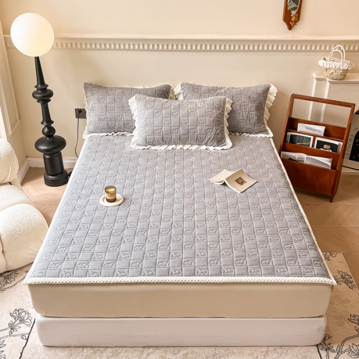 91家纺网 家纺一手货源 找家纺 眠博士 2023新款三层绗缝210克牛奶绒纯色绗缝大象床护垫 床护垫-浅灰