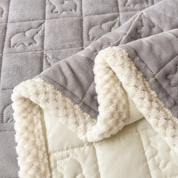 91家纺网 家纺一手货源 找家纺 眠博士 2023新款三层绗缝210克牛奶绒纯色绗缝大象床护垫 床护垫-浅灰