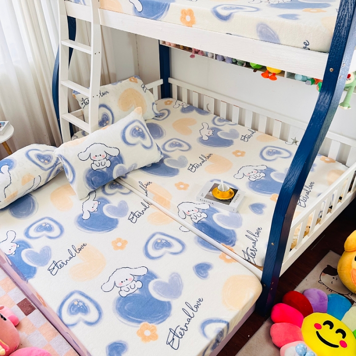 91家纺网 家纺一手货源 找家纺 小虾米 2023新款上下床加厚牛奶绒床笠 爱心天使