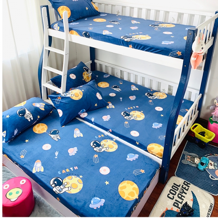 91家纺网 家纺一手货源 找家纺 小虾米 2023新款上下床加厚牛奶绒床笠 遨游太空