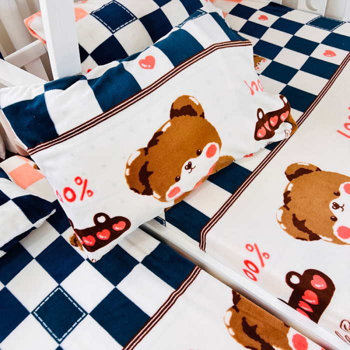 91家纺网 家纺一手货源 找家纺 小虾米 2023新款上下床加厚牛奶绒床笠 快乐熊宝