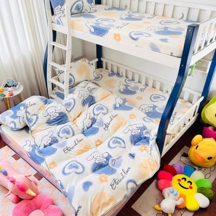 91家纺网 家纺一手货源 找家纺 小虾米 2023新款上下床加厚牛奶绒被套 爱心天使