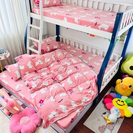 91家纺网 家纺一手货源 找家纺 小虾米 2023新款上下床加厚牛奶绒被套 欢乐兔