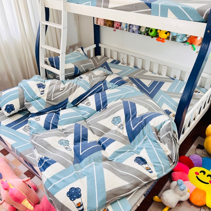 91家纺网 家纺一手货源 找家纺 小虾米 2023新款上下床加厚牛奶绒被套 冰淇淋