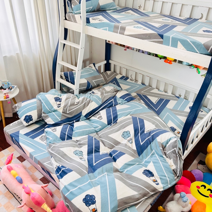 91家纺网 家纺一手货源 找家纺 小虾米 2023新款上下床加厚牛奶绒被套 冰淇淋