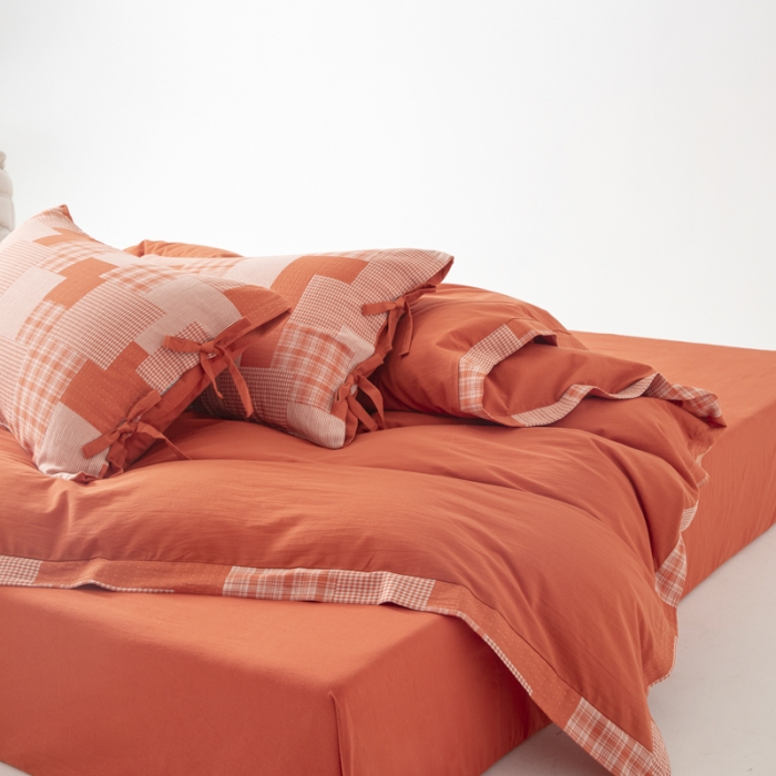 91家纺网 家纺一手货源 找家纺 安莱生活 2023新款简约拼布田园拼边四件套 橘红