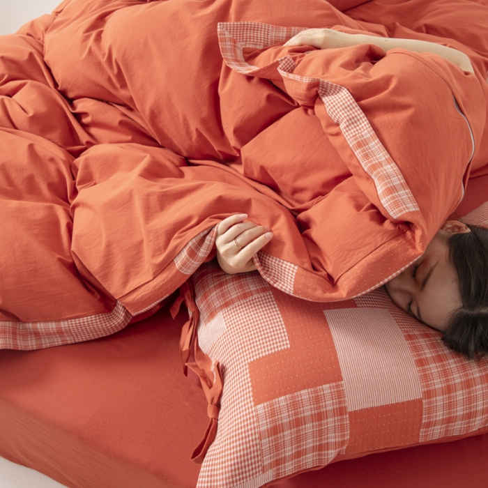 91家纺网 家纺一手货源 找家纺 安莱生活 2023新款简约拼布田园拼边四件套 橘红