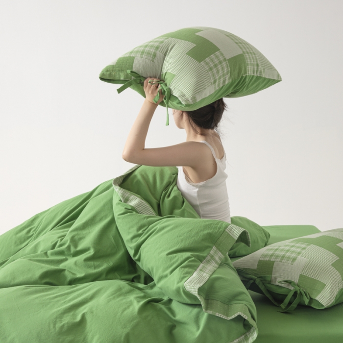 91家纺网 家纺一手货源 找家纺 安莱生活 2023新款简约拼布田园拼边四件套 嫩绿