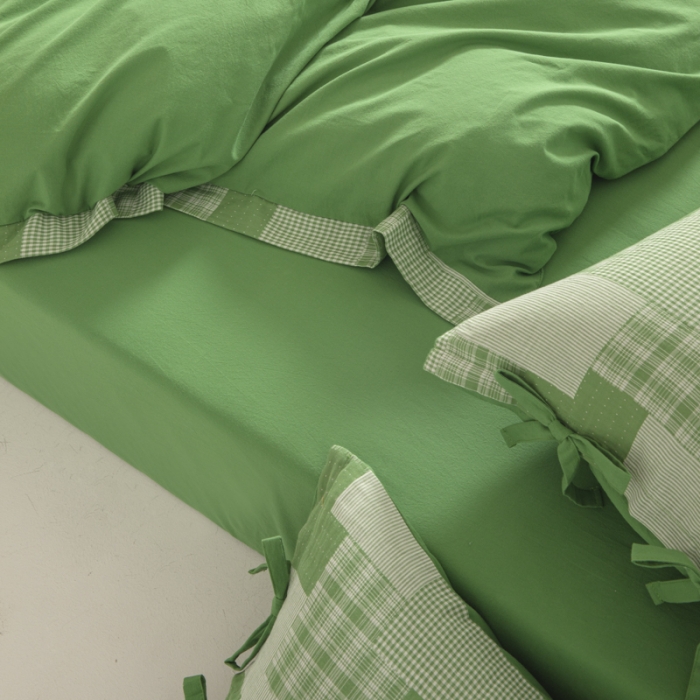 91家纺网 家纺一手货源 找家纺 安莱生活 2023新款简约拼布田园拼边四件套 嫩绿