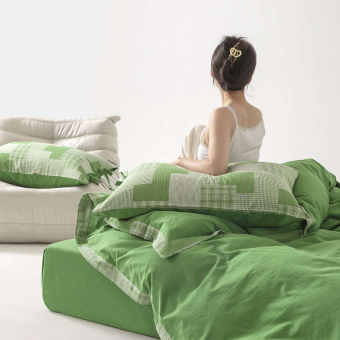 91家纺网 家纺一手货源 找家纺 安莱生活 2023新款简约拼布田园拼边四件套 嫩绿