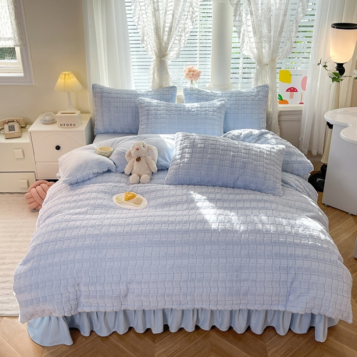 91家纺网 家纺一手货源 找家纺 欧冠家纺 2023新款高克重兔绒牛奶绒四件套 天空蓝