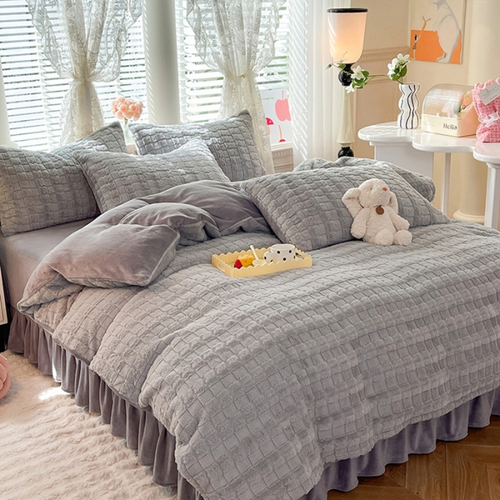 91家纺网 家纺一手货源 找家纺 欧冠家纺 2023新款高克重兔绒牛奶绒四件套 优雅灰