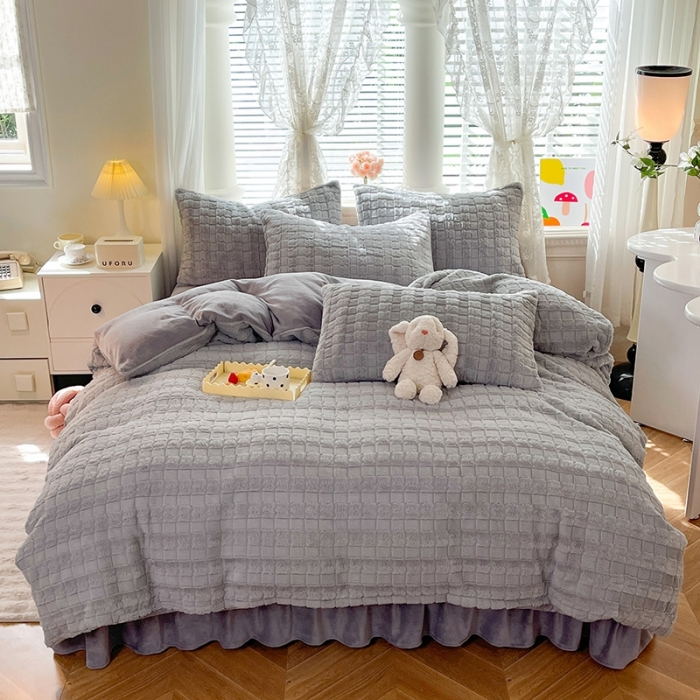 91家纺网 家纺一手货源 找家纺 欧冠家纺 2023新款高克重兔绒牛奶绒四件套 优雅灰