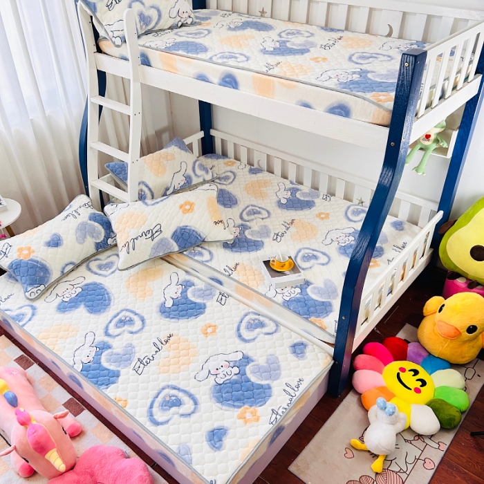 91家纺网 家纺一手货源 找家纺 小虾米 2023新款上下床加厚牛奶绒夹棉床笠 爱心天使