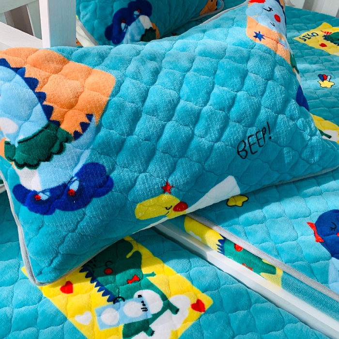 91家纺网 家纺一手货源 找家纺 小虾米 2023新款上下床加厚牛奶绒夹棉床笠 恐龙世界