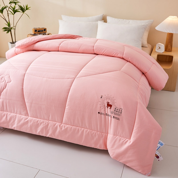 91家纺网 家纺一手货源 找家纺 薇玛仕 2023新款澳洲羊毛纯棉羊毛被 被子被芯 粉玉