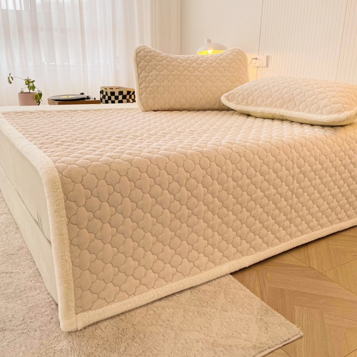 91家纺网 家纺一手货源 找家纺 初心 2023新款A类素色牛奶绒加厚夹棉床垫床褥子 奶咖