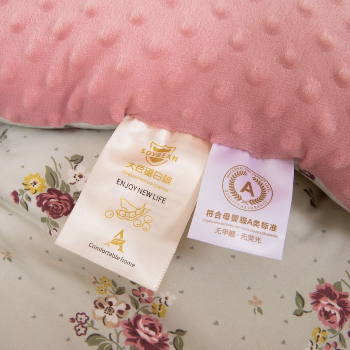 91家纺网 家纺一手货源 找家纺 天瑜家纺 2023新款针织豆豆绒冬被 小茶花