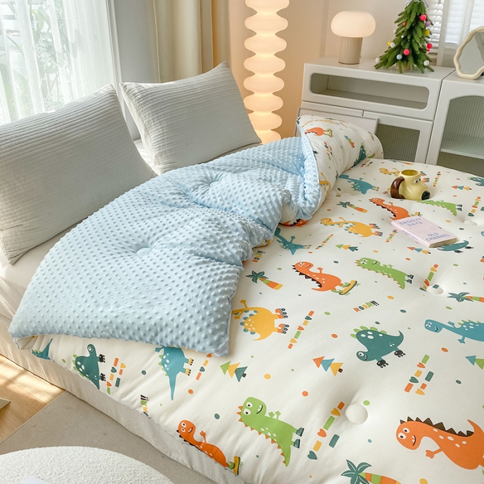 91家纺网 家纺一手货源 找家纺 天瑜家纺 2023新款针织豆豆绒冬被 小恐龙