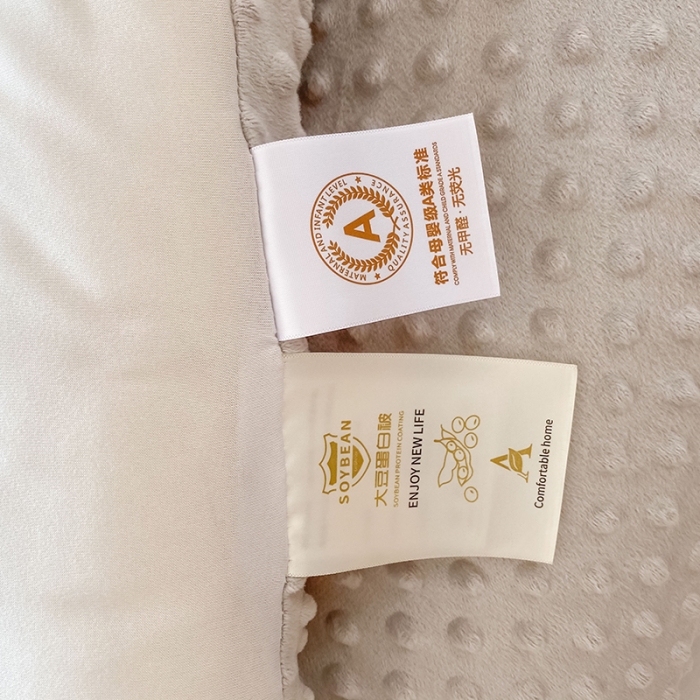 91家纺网 家纺一手货源 找家纺 天瑜家纺 2023新款针织豆豆绒冬被 小熊灰