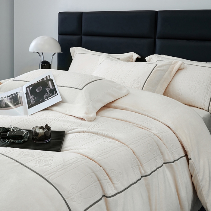 91家纺网 家纺一手货源 找家纺 （总） 2023 纯色工艺雕花婴儿绒婴肤牛奶绒暖绒加厚长绒獭兔绒四件套