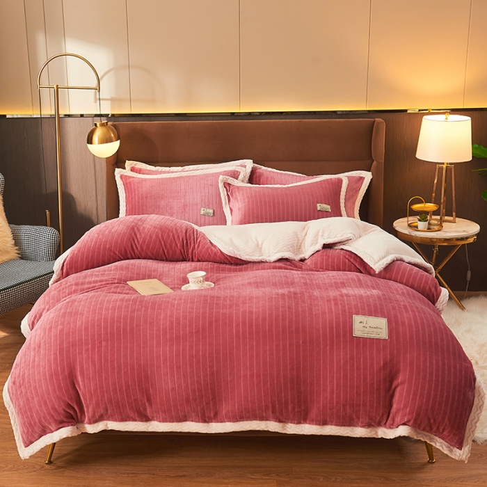 91家纺网 家纺一手货源 找家纺 全季家居 2023新款纯色印花抗静电大包边牛奶绒贝贝绒单被套 豆沙