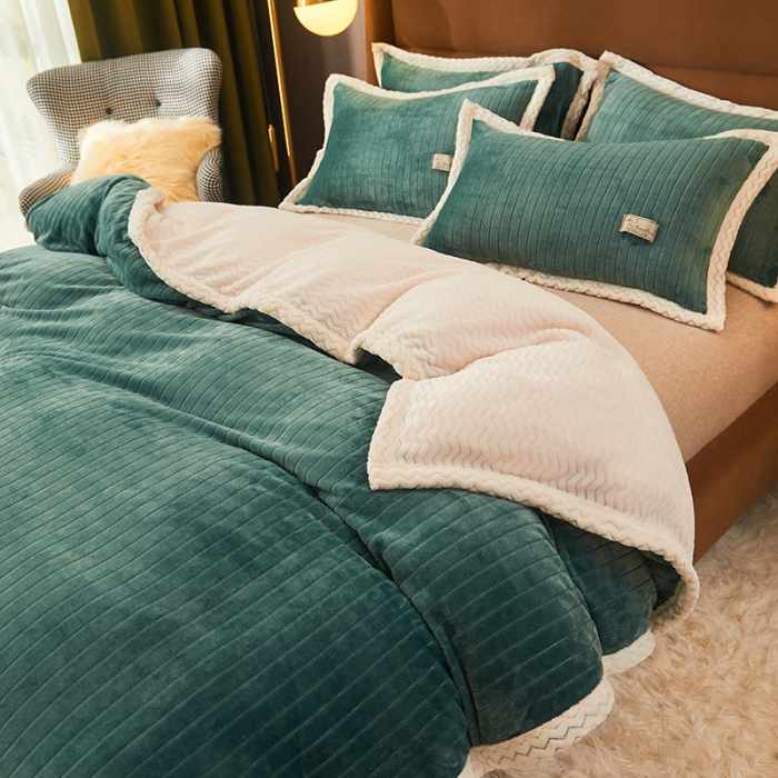 91家纺网 家纺一手货源 找家纺 全季家居 2023新款纯色印花抗静电大包边牛奶绒贝贝绒单被套 翡翠绿