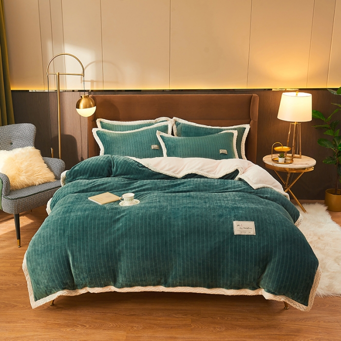 91家纺网 家纺一手货源 找家纺 全季家居 2023新款纯色印花抗静电大包边牛奶绒贝贝绒单被套 翡翠绿