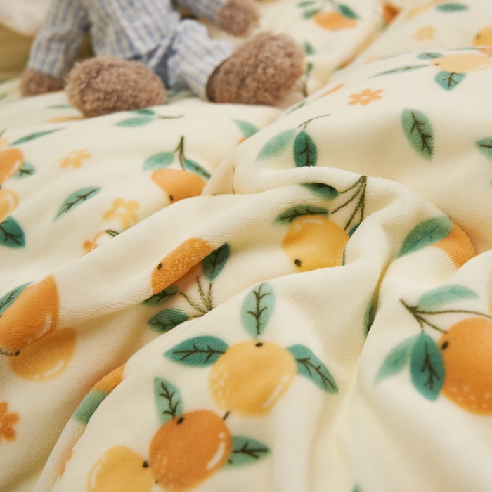 91家纺网 家纺一手货源 找家纺 全季家居 2023新款纯色印花抗静电大包边牛奶绒贝贝绒单被套 甜桔