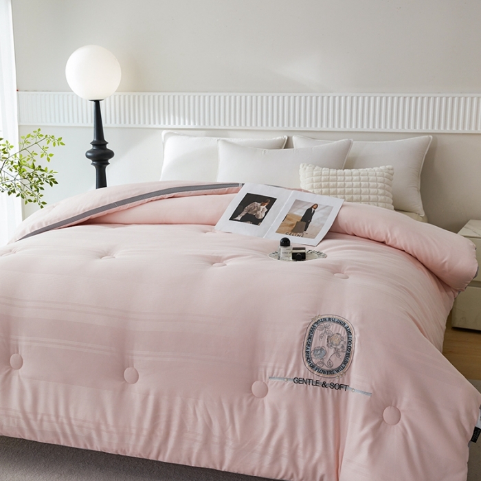 91家纺网 家纺一手货源 找家纺 （总）丽卡家纺 2023新款提花大豆纤维玫瑰天使系列被子被芯