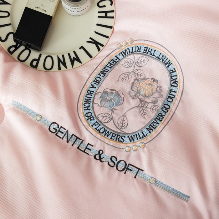 91家纺网 家纺一手货源 找家纺 （总）丽卡家纺 2023新款提花大豆纤维玫瑰天使系列被子被芯